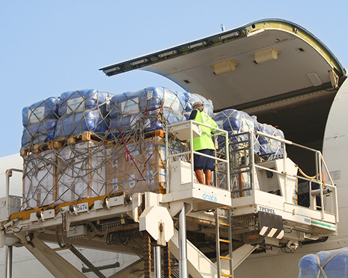  Mohammed bin Rashid orders creation of airbridge to send humanitarian relief from Dubai’s International Humanitarian City to Libya